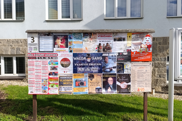 Foto výlepové plochy v Milevsku 3 POLIKLINIKA