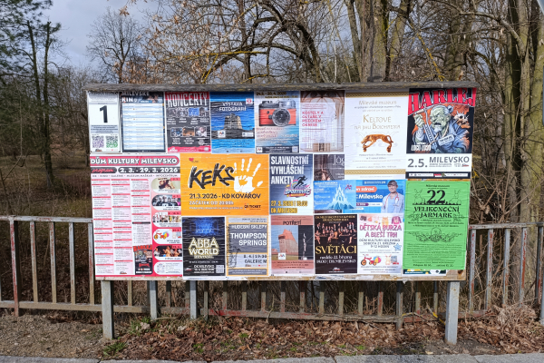 Foto výlepové plochy v Milevsku 1  KLÁŠTER