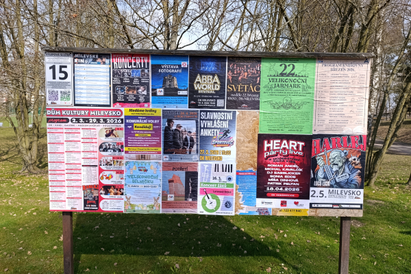 Foto výlepové plochy v Milevsku 15 U STADIONU