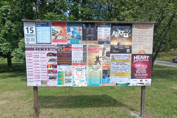 Foto výlepové plochy v Milevsku 15 U STADIONU