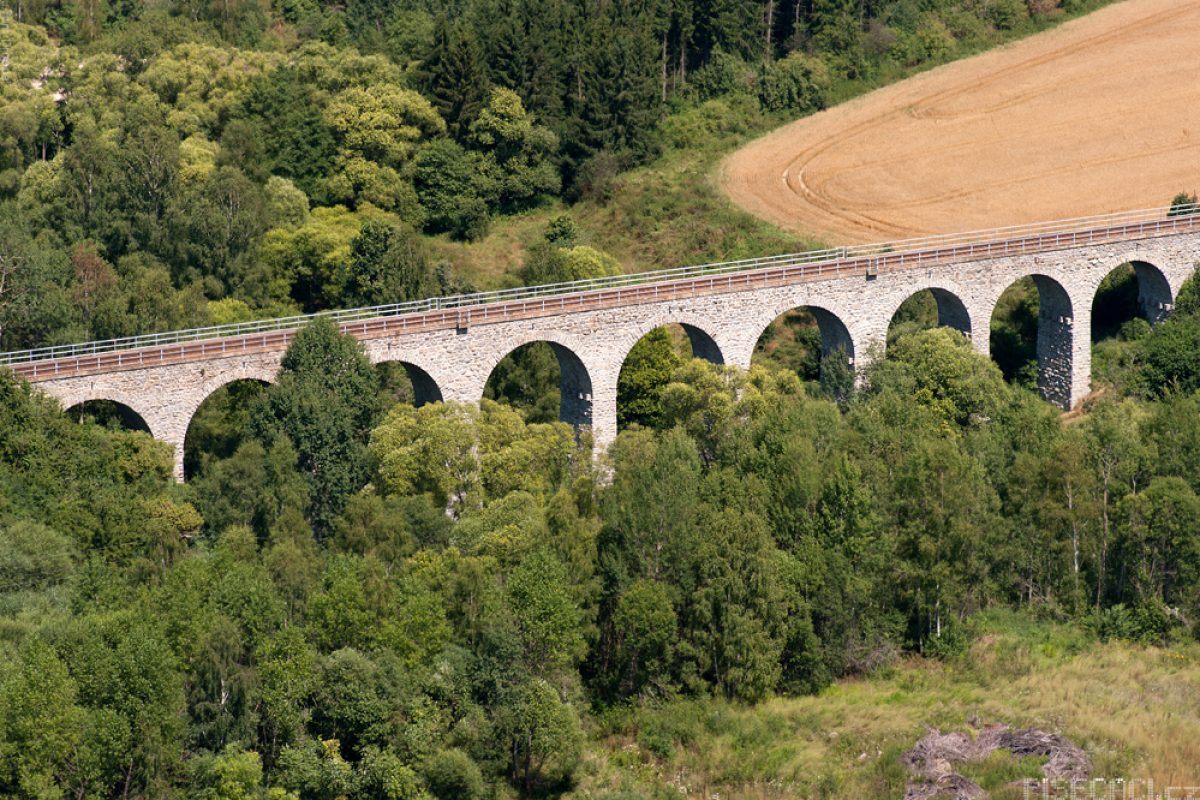 Foto Železniční viadukt v Milevsku