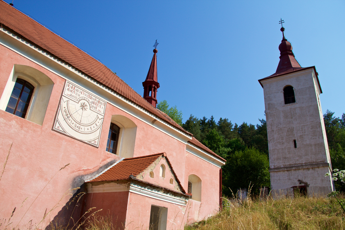 Foto Kostel sv. Bartoloměje (Červená II.)