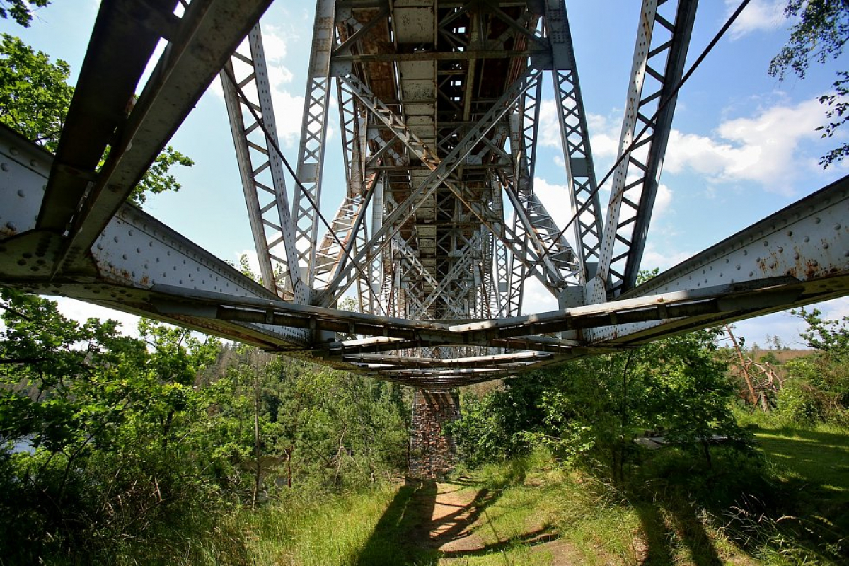 Foto Železniční most (Červená)