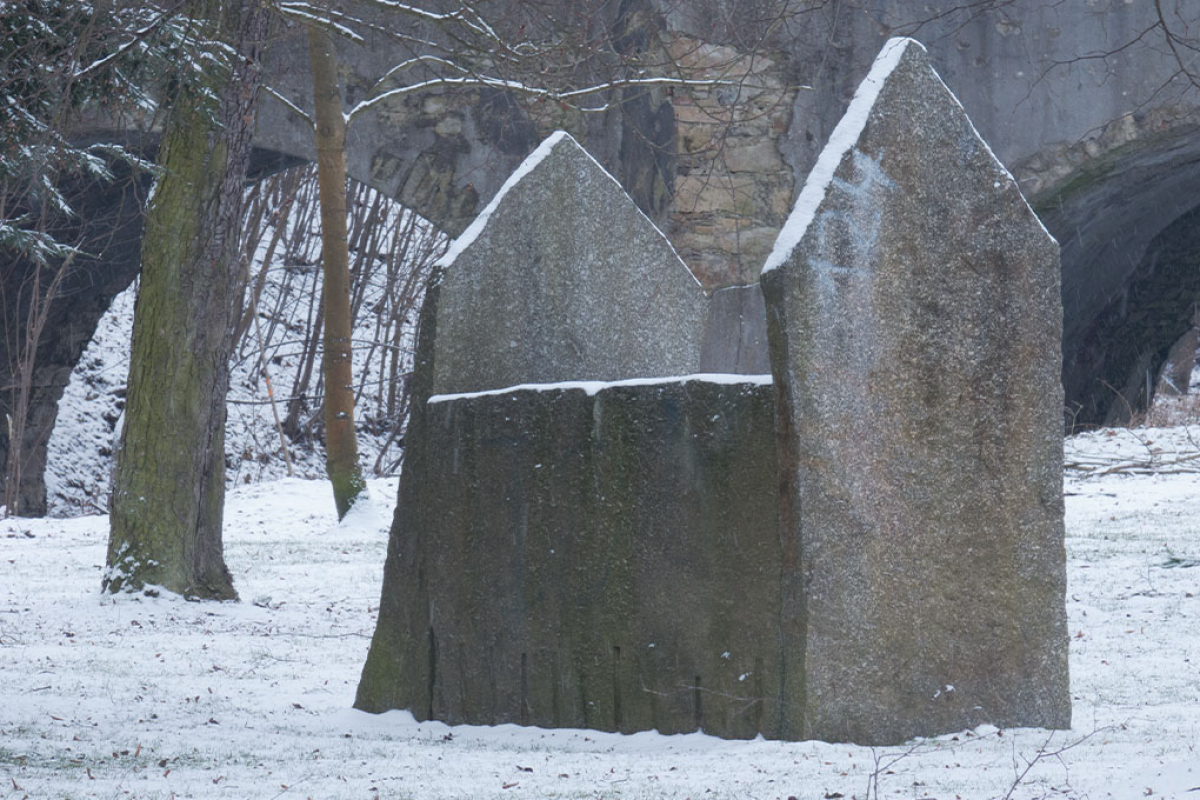Foto Žulové sympozium v parku Bažantnice