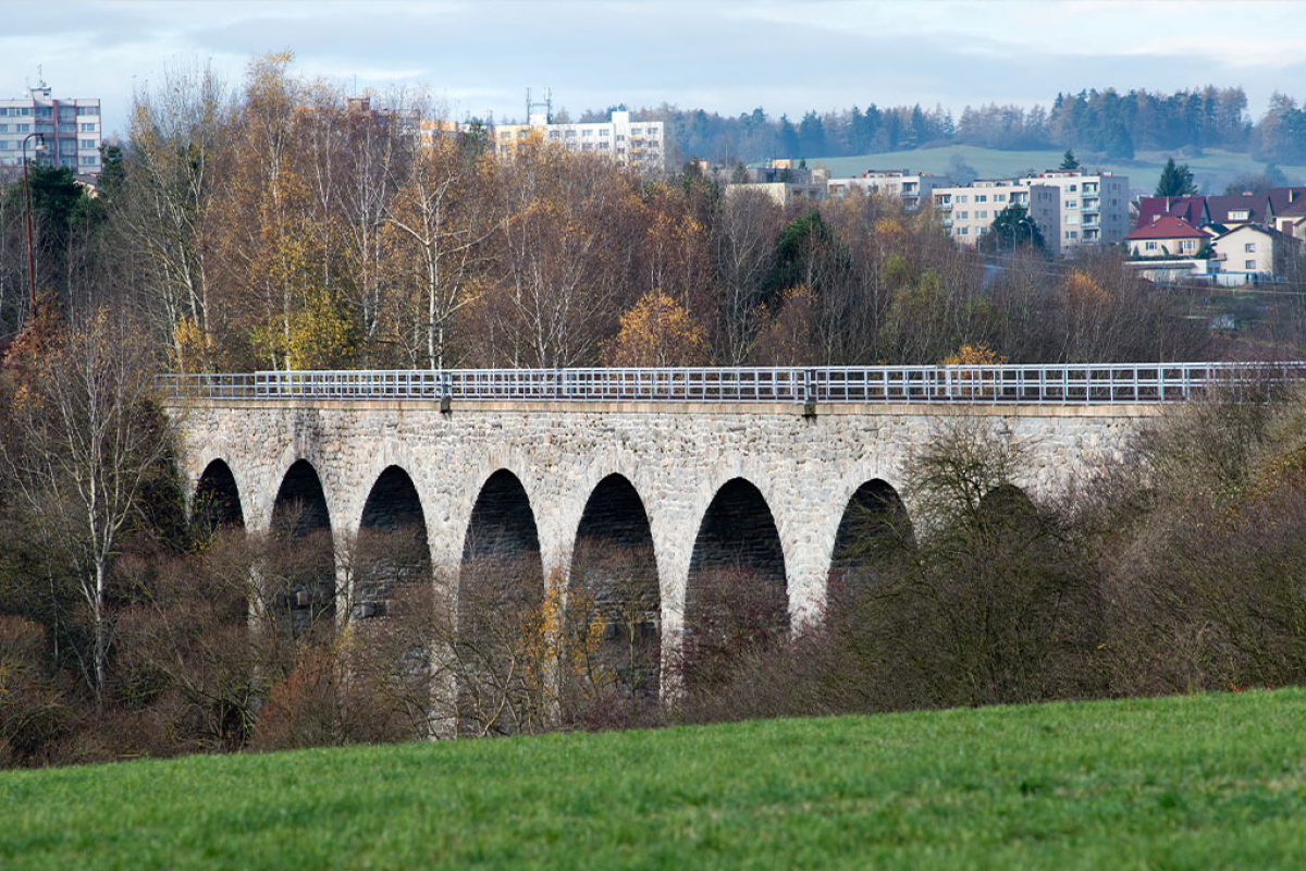 Foto Železniční viadukt v Milevsku