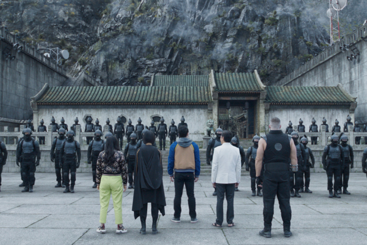 Foto SHANG-CHI A LEGENDA O DESETI PRSTECH