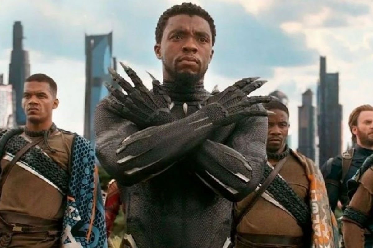 Foto BLACK PANTHER: WAKANDA NECHŤ ŽIJE