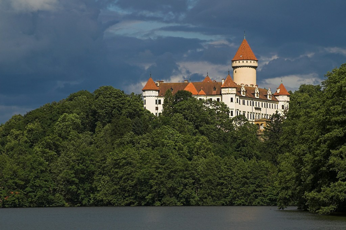 Foto VYPRODÁNO - Zájezd na muzikál Noc na Karlštejně