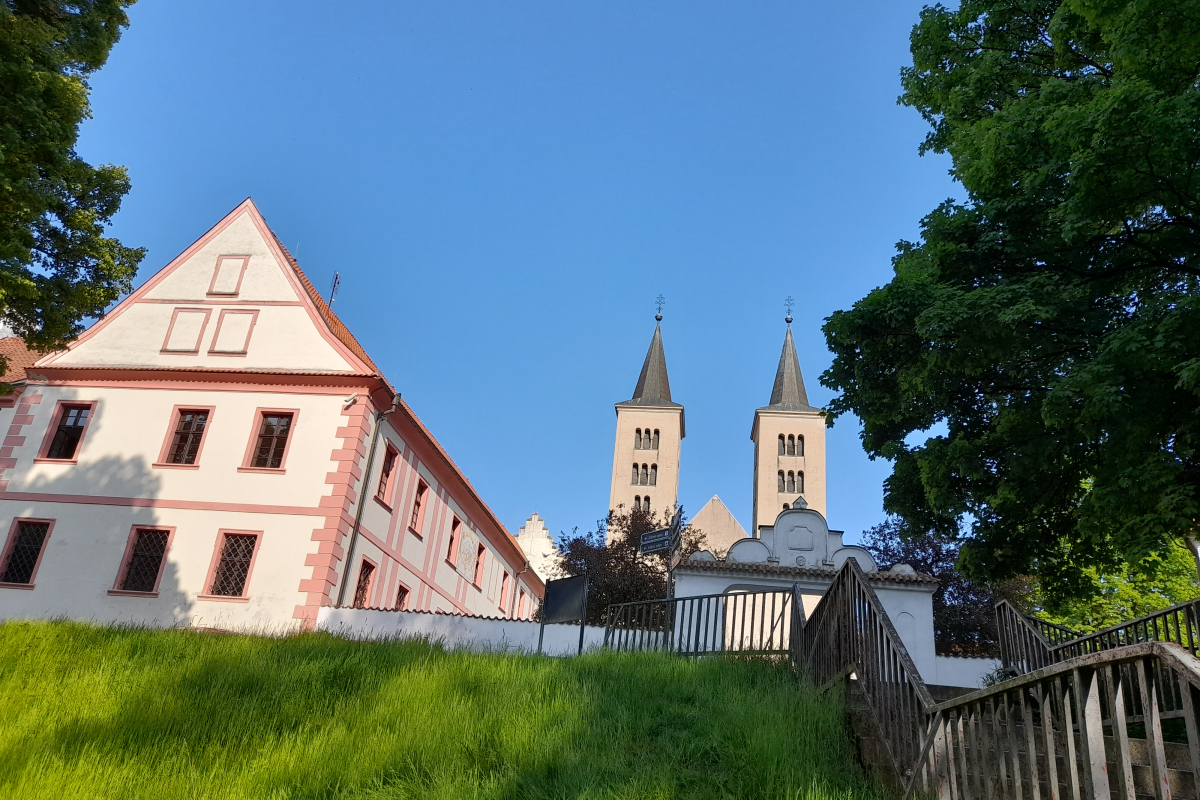 Foto Poutní pochod do kláštera v Milevsku