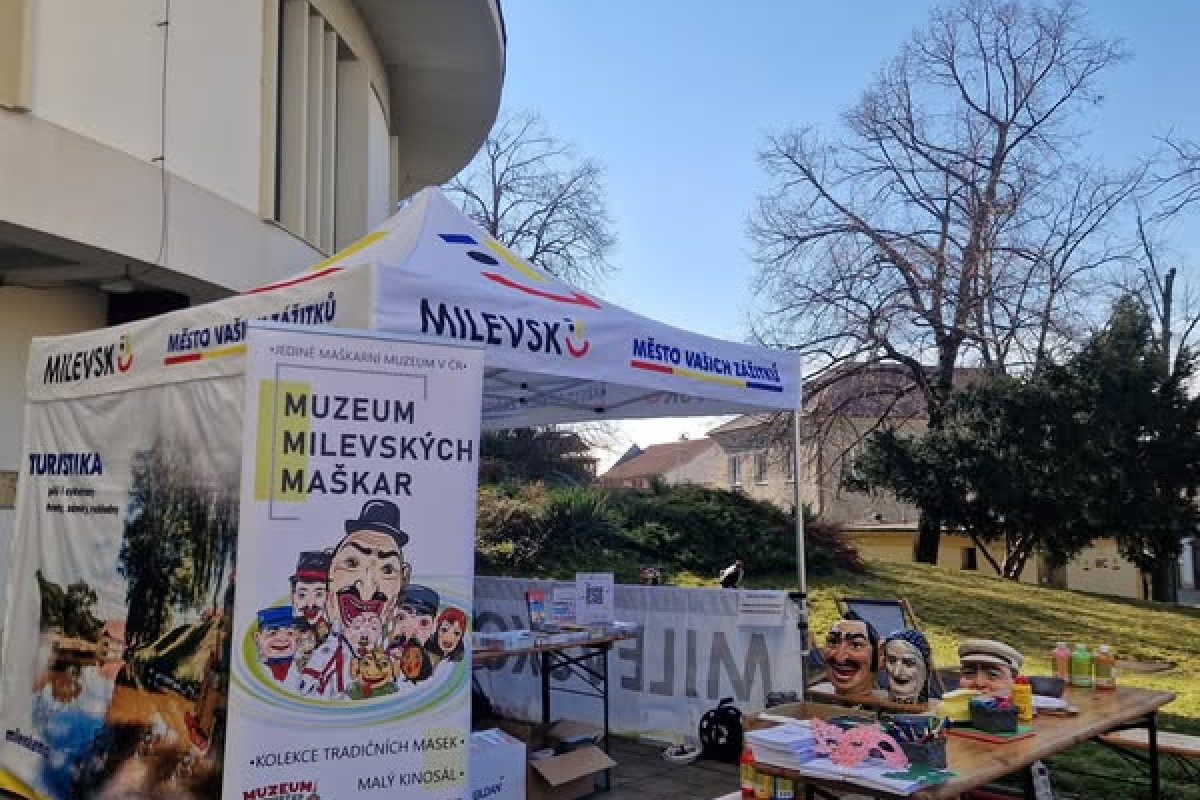 Foto k aktualitě Účast zaměstnanců domu kultury na Slavnostech mandloní a vína v Hustopečích