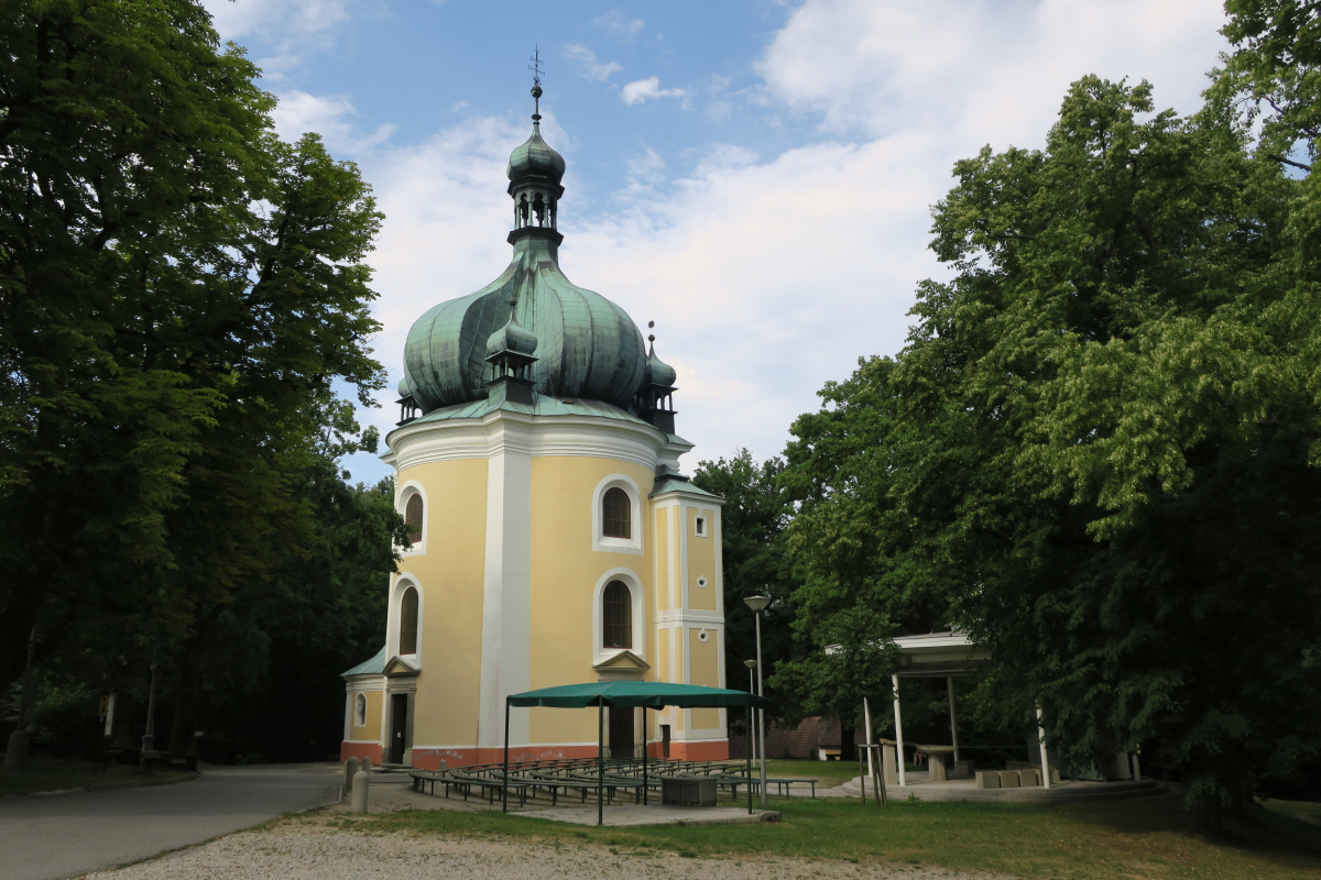 Foto Přednáška ke knize Poutní místa Česka 2