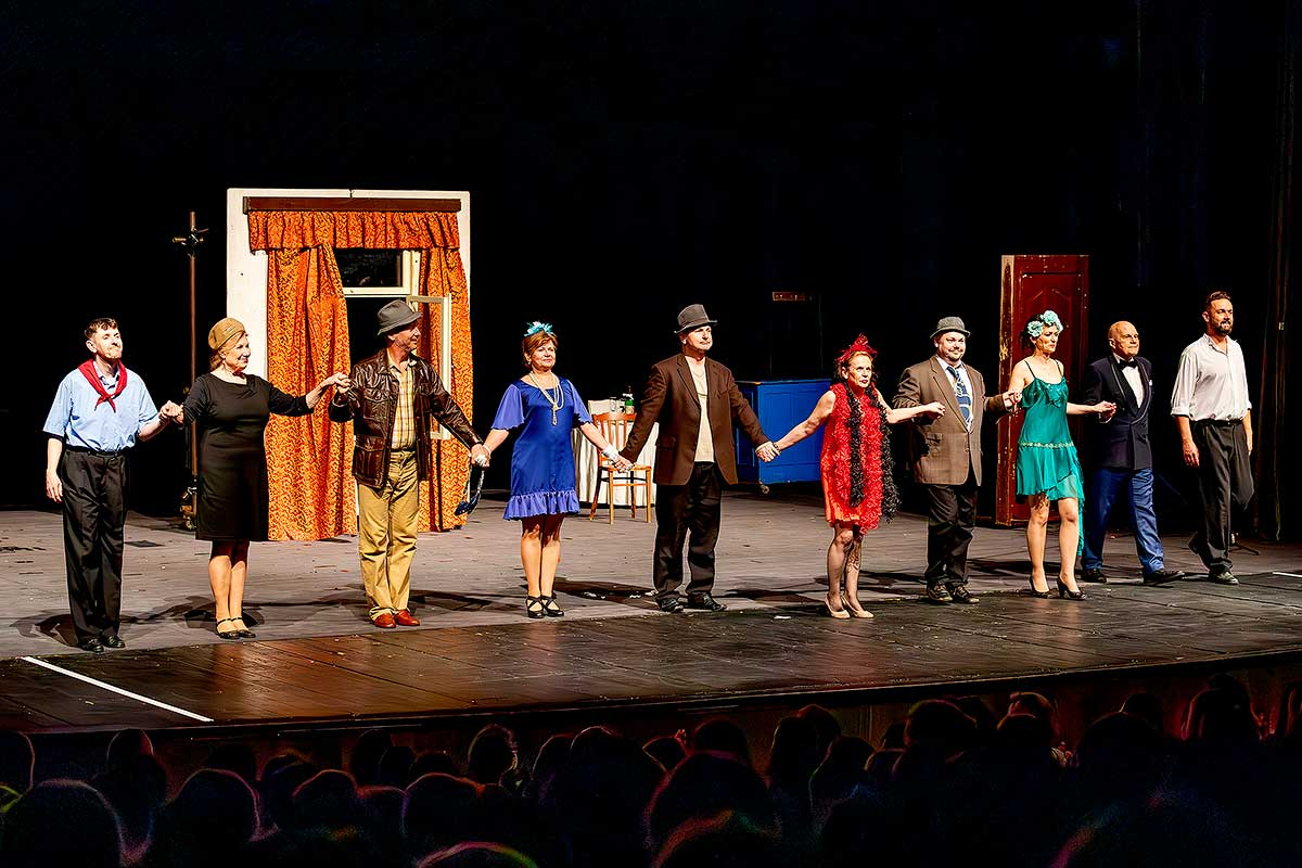 Foto Divadlo - Světáci