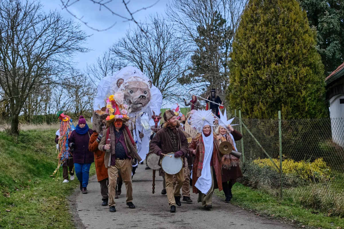 Foto Tanec s medvědem