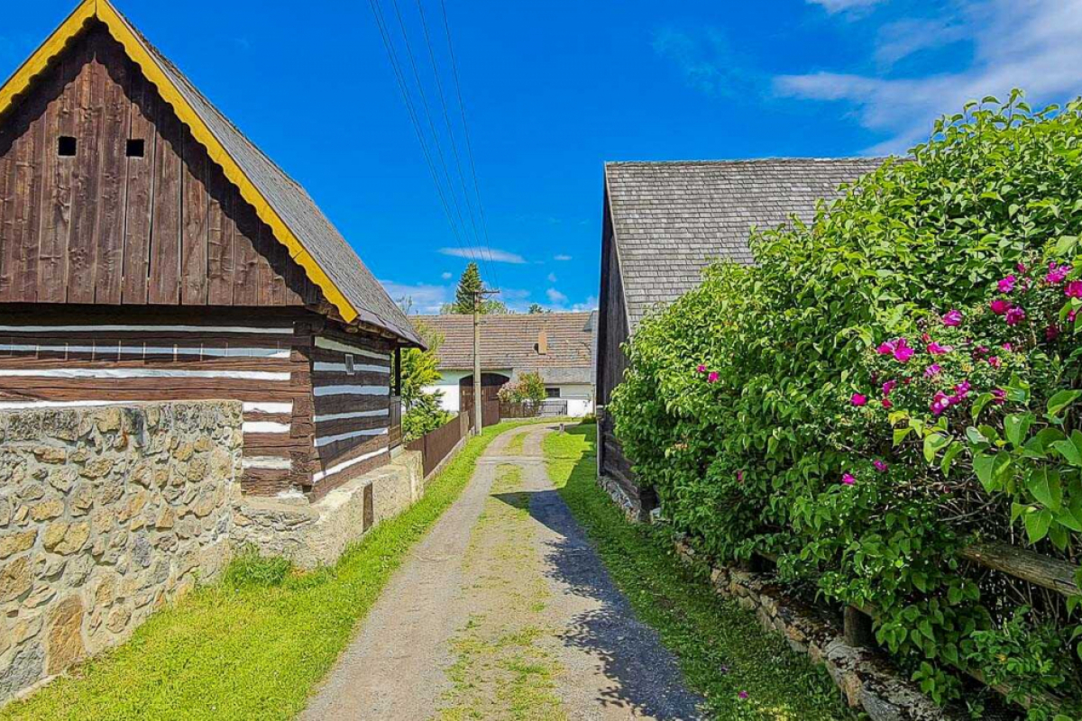 Foto Vesnická památková rezervace Ounuz 