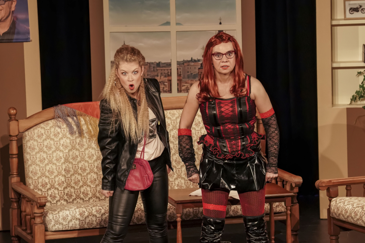 Foto Divadlo - Na Vánoce budu gay